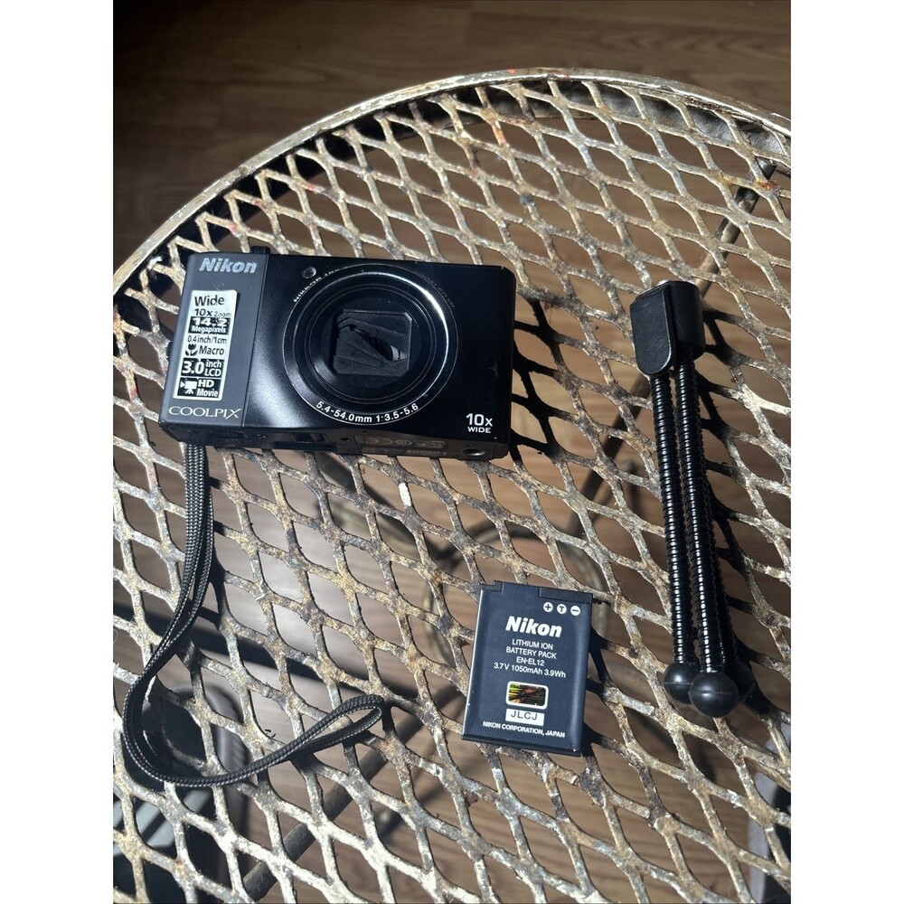 Nikon COOLPIX S8000 Black Digital Camera w/ Battery Flaws See Pics TESTED